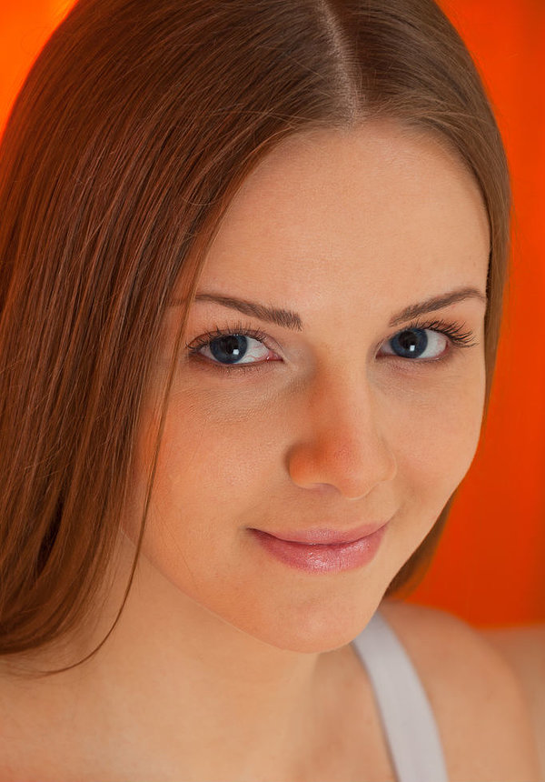Руслана, 23